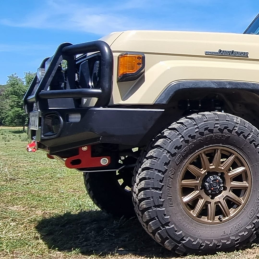 Protección frontal Toyota HZJ 76-78-79 2024 ARB