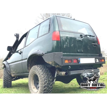 PARAGOLPES METÁLICO NISSAN TERRANO 2 TRASERO (M1) (Valido para faro rectangular. Solo modelo corto)